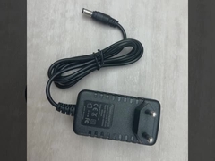 Προσαρμοστής τροφοδοσίας