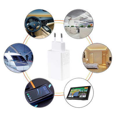 Ευρωπαίος GaN Tech 3Ports 65W USB C USB-A QC3.0 Φορτιστή για Λάπτοπ Λευκό