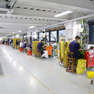 IEC 320 C13 έως C20 Σύρμα επέκτασης ρεύματος 14 AWG για ράκες διακομιστών και μονάδες υψηλής πυκνότητας ρεύματος