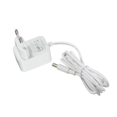 1m μήκος Ηλεκτρική 2000Ma Dc ισχύς Cee716 Plug 12V 2A τοίχος Mount AC προσαρμογέα με υπερφόρτωση και προστασία από βραχυκύκλωμα